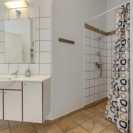 Era - 100m From The Sea By Interhome Casa vacanze *